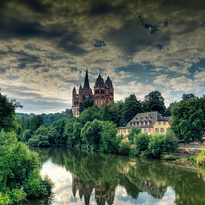     
: limburg-an-der-lahn.jpg
: 240
:	91.4 
ID:	239